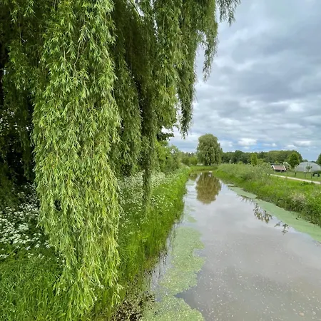 Het Wiekenkruis - Daar Bij Kempermolen Breedenbroek